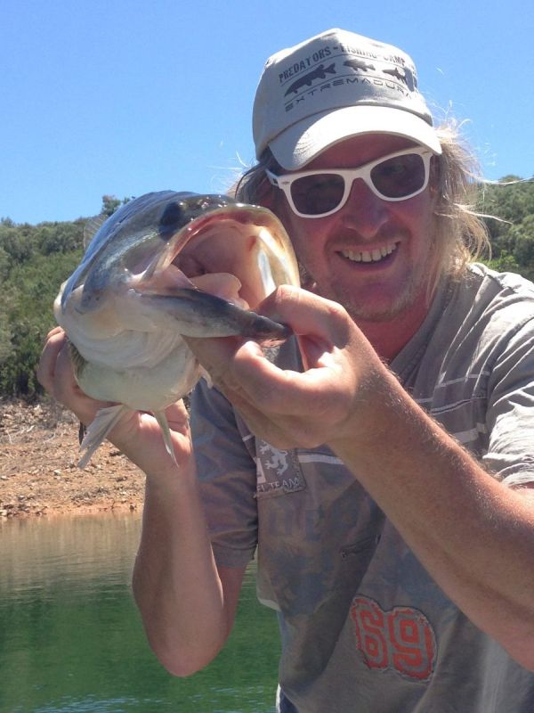 Bass Peche En Bateau Espagne